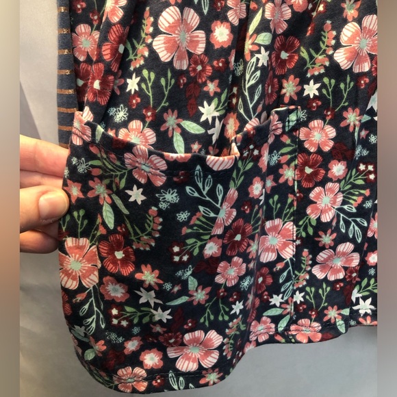 Nannette set of 2 long sleeve tops, floral/blue/pink/gold, 6X - Picture 3 of 10